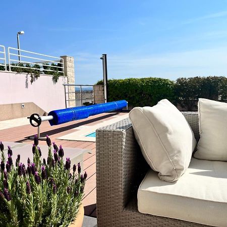 Blue Apartment With Shared Pool Split Exterior foto